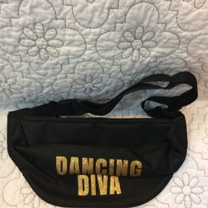 Fanny pack; DANCING DIVA